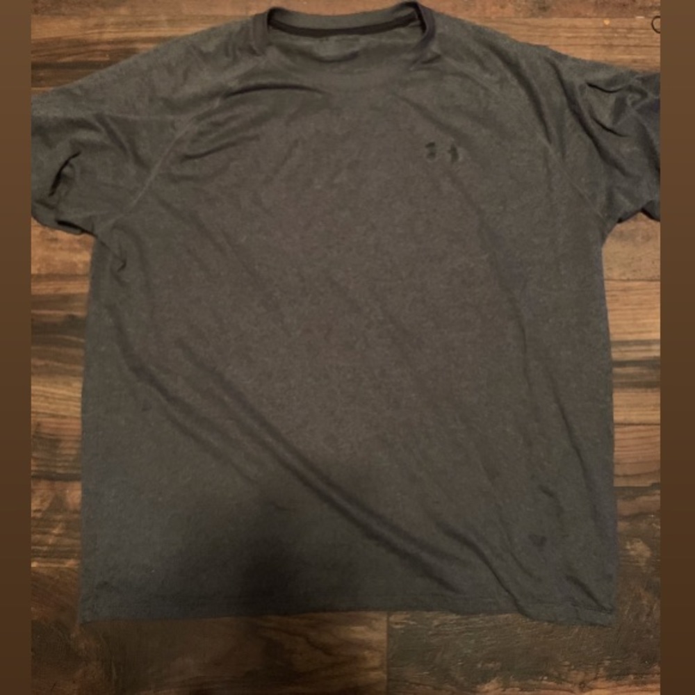 Under Armour Dri fit Tshirt